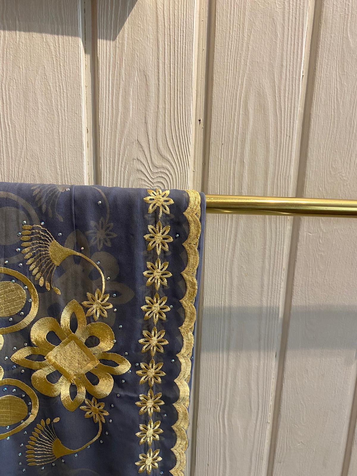 Grey Rhinestone Shawl – Elegant & Cozy Extras Grmawit