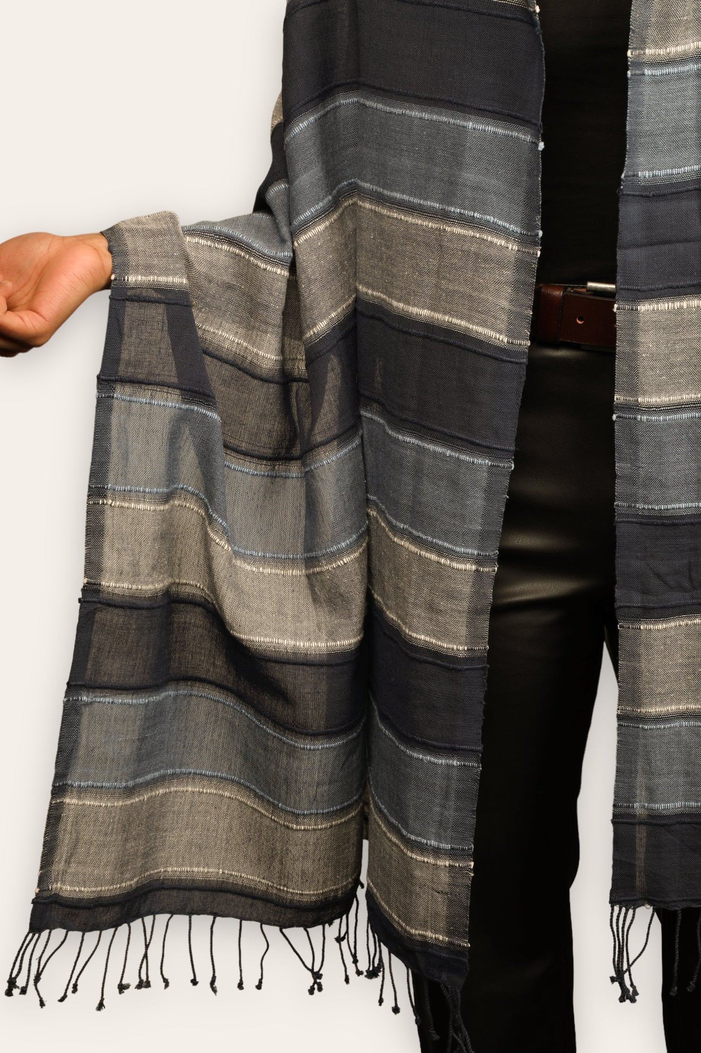 Hadwoven Scarves #5 Extras Grmawit